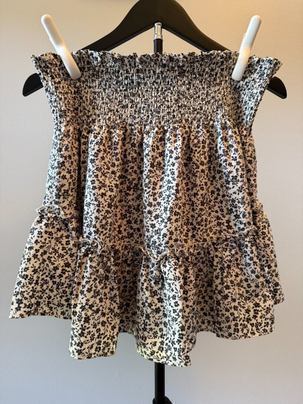Altar'd State Black White Floral Tiered Mini Skirt Smocked Waist XL - Picture 2 of 3